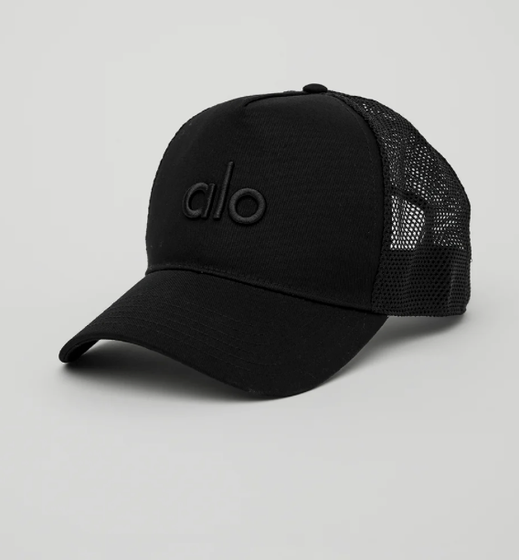 Gorra trucker District — Alo