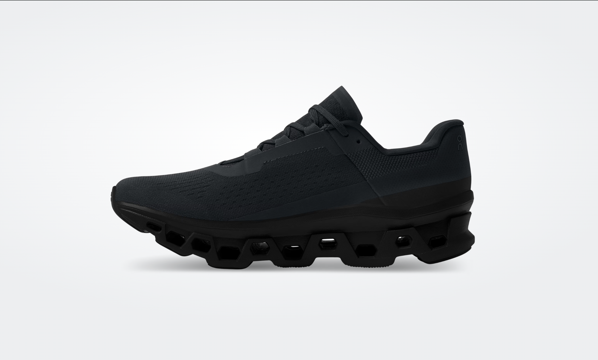 Cloudmonster Negro — On Running